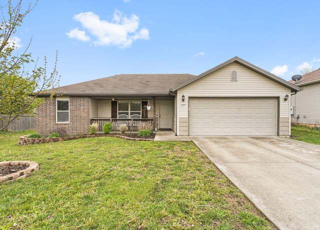 Property at 1302 W Nettle Ct, Ozark, MO 65721, 3 beds, 2 baths