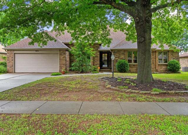 Property at 3831 N Delaware Ave, Springfield, MO 65803, 3 beds, 2 baths