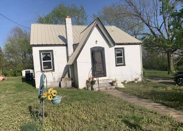 Property at 718 Johnson St St, West Plains, MO 65775, 1 bed, 1 bath