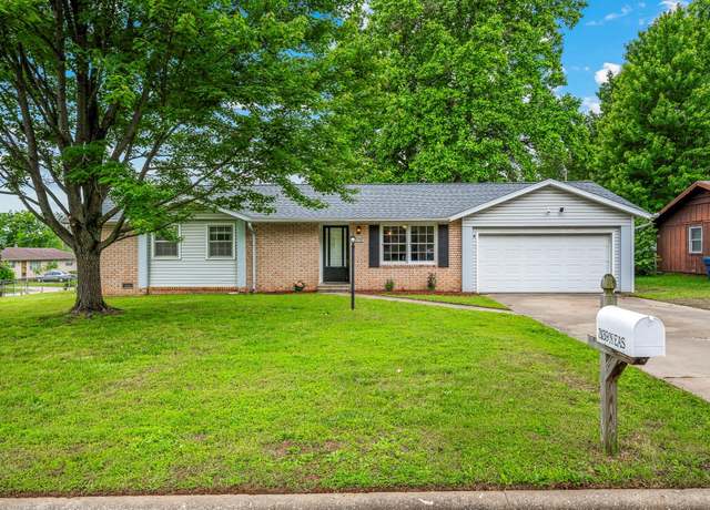 Property at 3139 N East Ave, Springfield, MO 65803, 3 beds, 2 baths