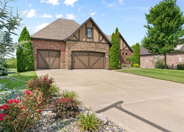 Property at 6421 S Valley Brook Ct, Springfield, MO 65810, 4 beds, 4 baths