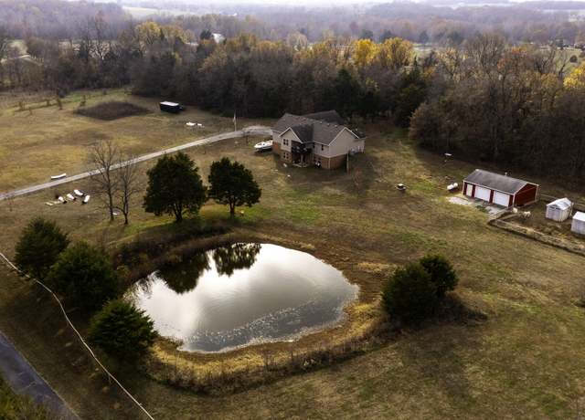 Property at 923 E Dade 166, Everton, MO 65646, 5 beds, 3 baths