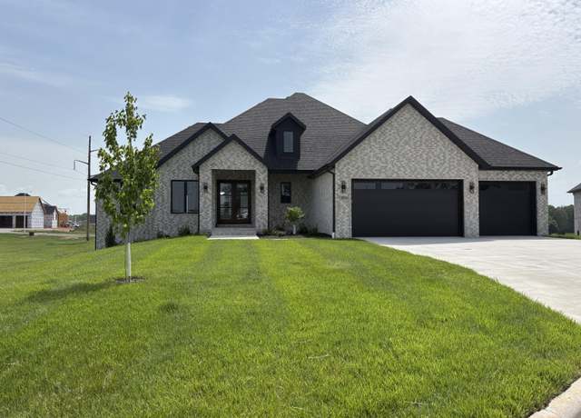 Property at 1996 N Riva Ridge Ct, Springfield, MO 65802, 5 beds, 3.5 baths