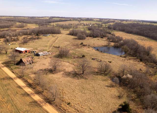 Property at 3936 County Road 385, Koshkonong, MO 65692, 3 beds, 2 baths