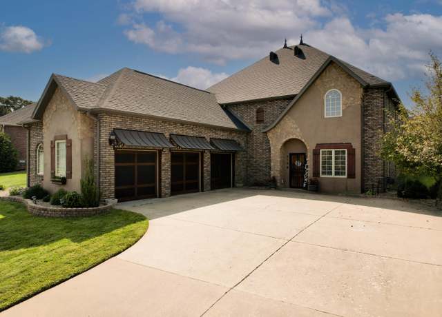 Property at 818 W Myra Dr, Nixa, MO 65714, 4 beds, 3 baths
