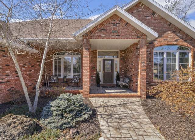 Property at 2195 S Celebration Ave, Springfield, MO 65809, 4 beds, 3 baths