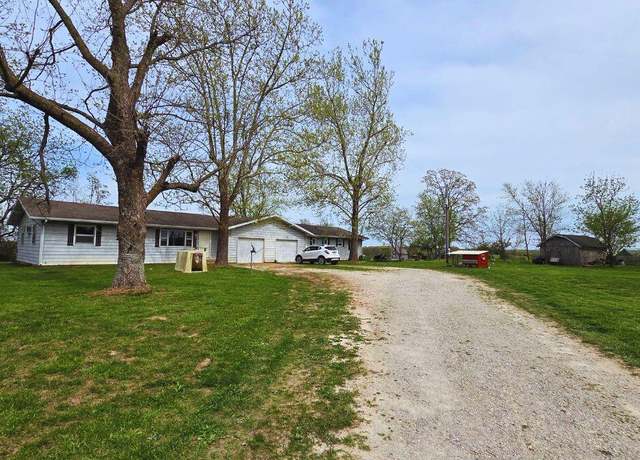 Property at 12628 Raven Dr, Cabool, MO 65689, 4 beds, 2 baths
