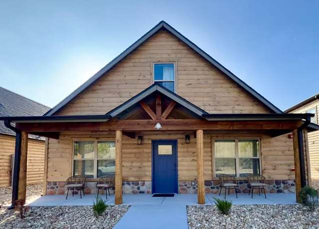 Property at 350 Indian Summer Ln, Branson, MO 65616, 4 beds, 4 baths