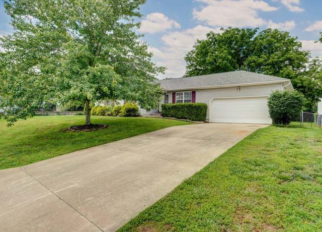 Property at 1651 S Mahn Ct, Springfield, MO 65802, 3 beds, 2 baths