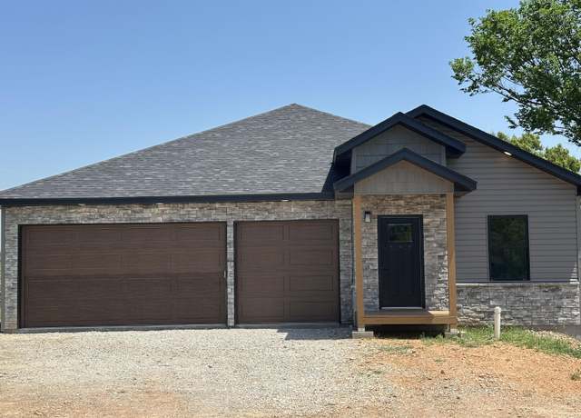 Property at 201 Melton Way, Cassville, MO 65625, 3 beds, 2 baths
