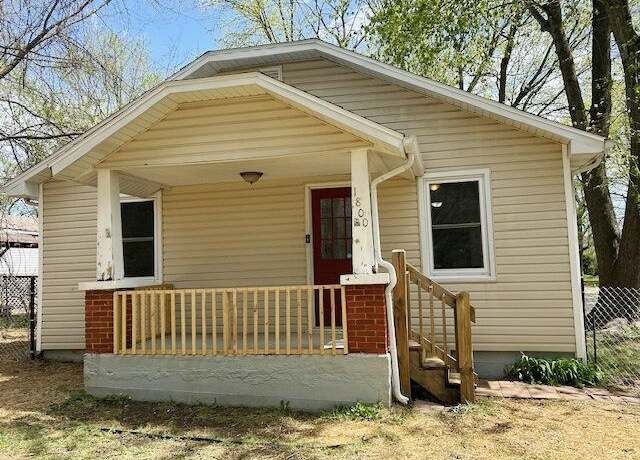 Property at 1800 N Old Orchard Ave, Springfield, MO 65803, 3 beds, 1 bath