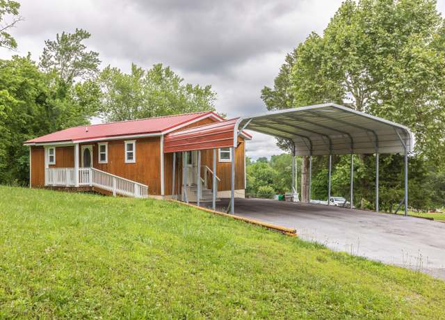 Property at 819 E Washington Ave, Ava, MO 65608, 2 beds, 1.5 baths