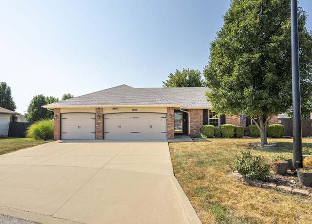 Property at 2118 E Milton St, Republic, MO 65738, 4 beds, 2 baths