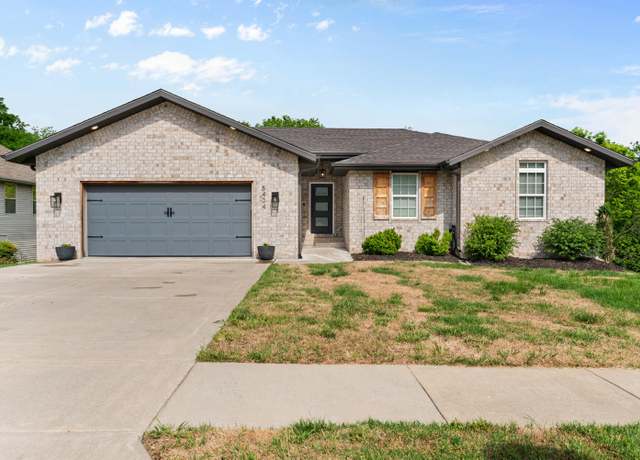 Property at 5404 S Clifton Ave, Springfield, MO 65810, 5 beds, 3 baths