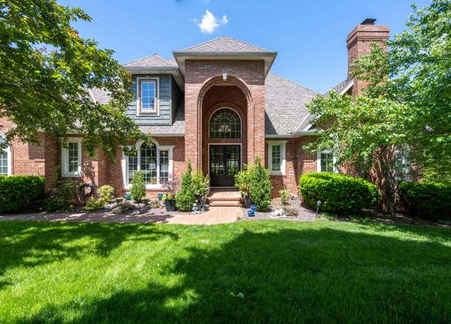 Property at 5101 S Bellhurst Ct, Springfield, MO 65804, 6 beds, 4.5 baths