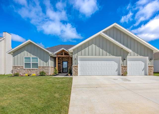 Property at 169 E Cowling Street St, Republic, MO 65738, 4 beds, 2 baths