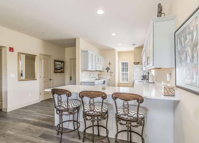 Property at 330 South Wildwood Drive B1-u5 Dr, Branson, MO 65616, 3 beds, 3 baths