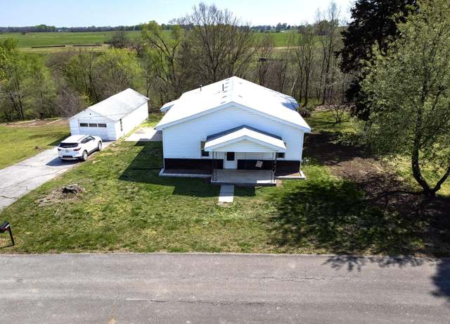 Property at 101 W Murray St, Ash Grove, MO 65604, 3 beds, 1 bath