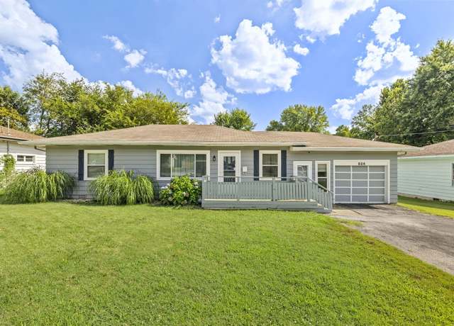Property at 524 E Seminole St, Springfield, MO 65807, 2 beds, 1 bath