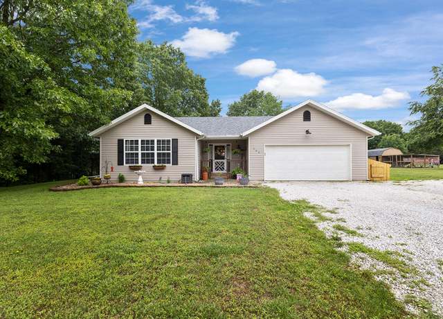 Property at 300 Rockytop Ln, Ozark, MO 65721, 3 beds, 2 baths