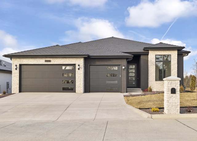 Property at 4141 E Vintage Point Dr, Rogersville, MO 65742, 3 beds, 3 baths