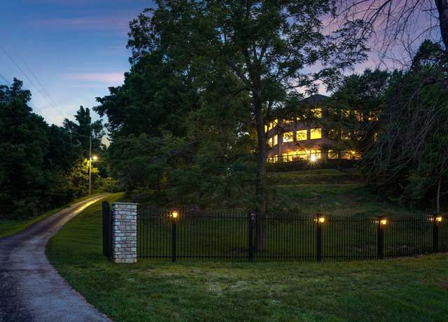 Property at 7906 W Farm Road 94, Willard, MO 65781, 6 beds, 7 baths