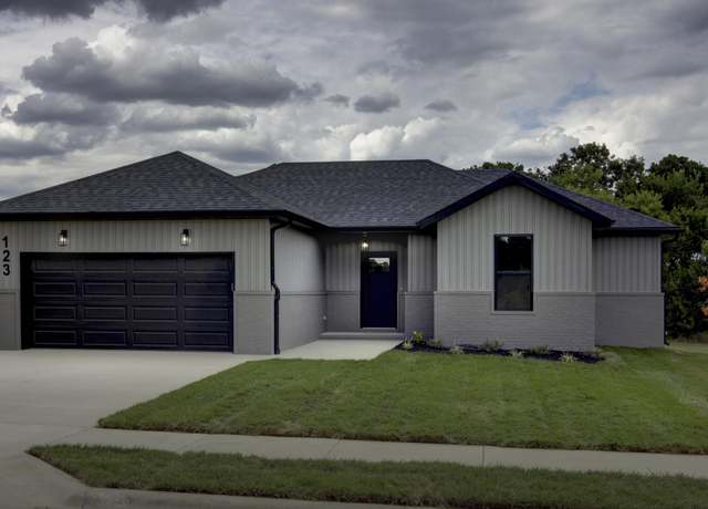 Property at 123 E Teakwood Ave, Clever, MO 65631, 3 beds, 2 baths