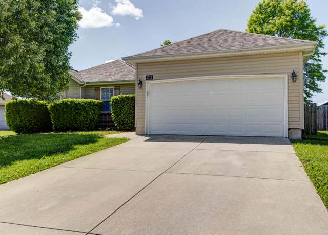 Property at 2112 Primrose St, Republic, MO 65738, 3 beds, 2 baths