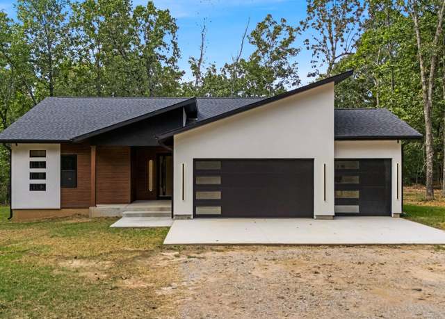 Property at 5021 Private Road 9005, West Plains, MO 65775, 3 beds, 2.5 baths