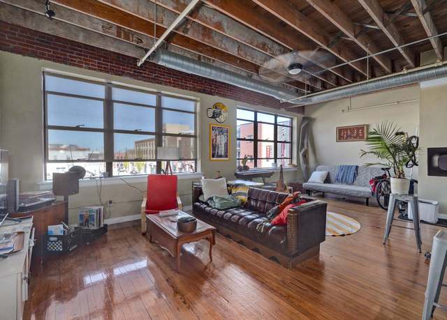 Property at 312 S Campbell Ave Unit D, Springfield, MO 65806, 1 bed, 1 bath