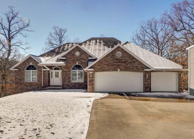 Property at 3947 N Williams Ave, Springfield, MO 65803, 4 beds, 3.5 baths