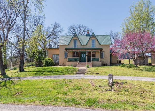 Property at 4021 Flat Creek Rd, Cape Fair, MO 65624, 4 beds, 1 bath