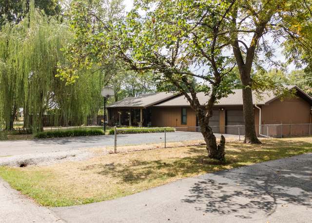 Property at 4867 S Claremont Dr, Republic, MO 65738, 3 beds, 1.5 baths