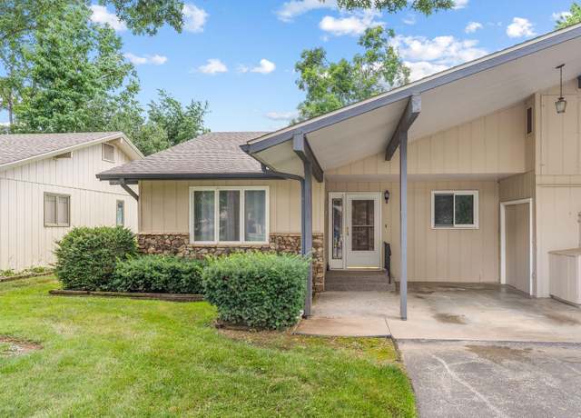 Property at 6 Maple Ct, Branson, MO 65616, 3 beds, 2 baths