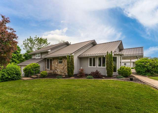 Property at 185 Pioneer Dr, Seymour, MO 65746, 3 beds, 2 baths