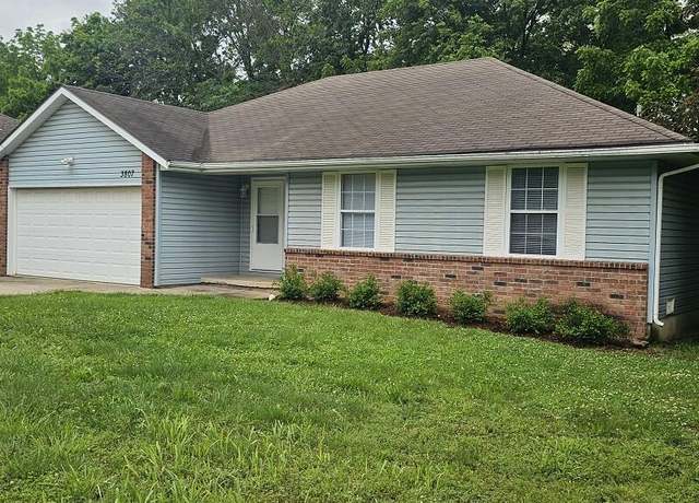 Property at 3807 S Leawood Ave, Springfield, MO 65807, 3 beds, 2 baths