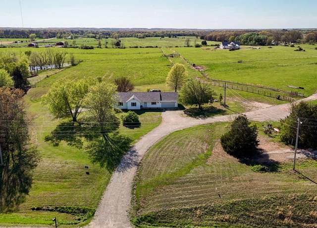 Property at 8240 State Highway A, Marshfield, MO 65706, 4 beds, 3 baths