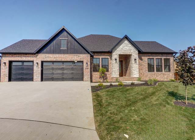 Property at 5087 E Ferdinand Ct, Springfield, MO 65802, 4 beds, 2.5 baths