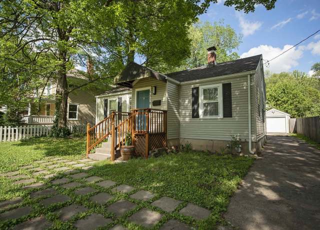 Property at 1318 S Fremont Ave, Springfield, MO 65804, 2 beds, 1 bath