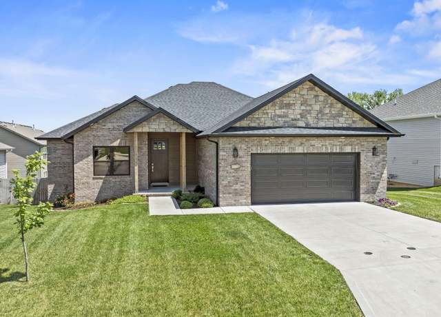Property at 1305 W Ragweed Ct, Ozark, MO 65721, 3 beds, 2 baths
