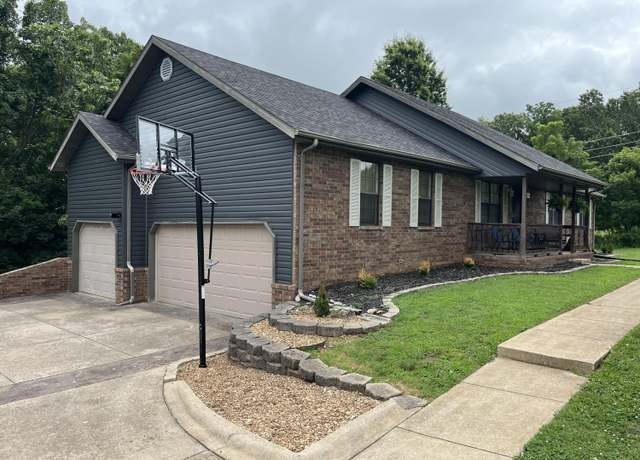 Property at 241 Sage Rd, Ozark, MO 65721, 5 beds, 3 baths