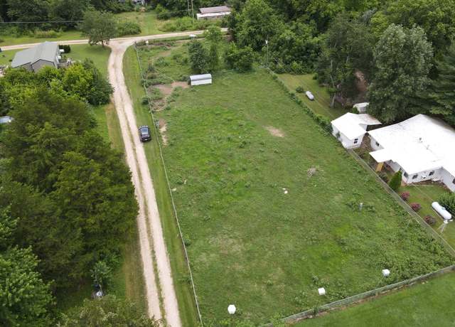 Property at 165 Center St, Galena, MO 65656