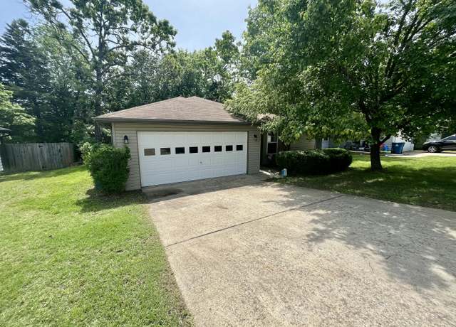 Property at 380 Deer Run Rd, Branson, MO 65616, 3 beds, 2 baths