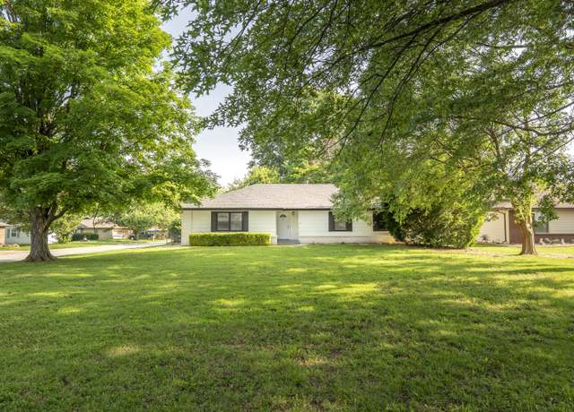 Property at 739 E Powell St, Springfield, MO 65807, 3 beds, 2 baths