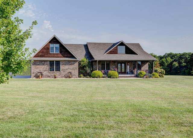 Property at 318 Little Creek Dr, Fordland, MO 65652, 3 beds, 2.5 baths