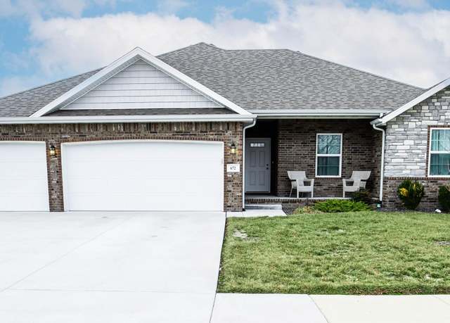 Property at 672 N Century Ave, Republic, MO 65738, 4 beds, 2 baths