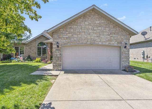 Property at 2410 W Deerbrooke Trl, Ozark, MO 65721, 3 beds, 2 baths