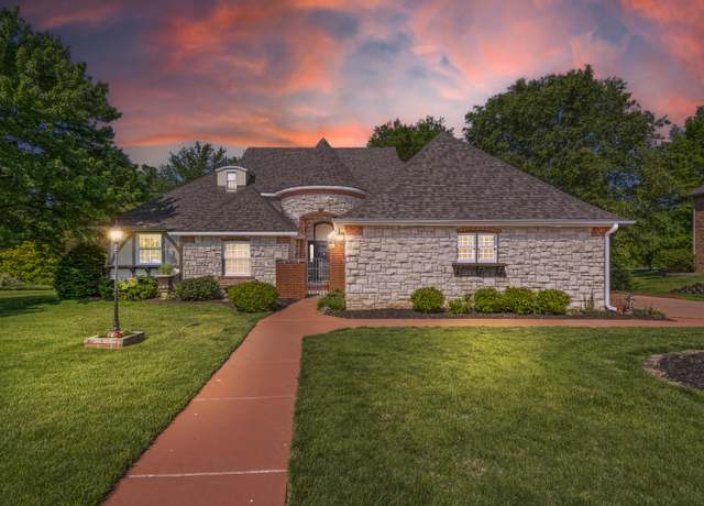 Property at 3108 Winged Foot Dr, Nixa, MO 65714, 3 beds, 2.5 baths