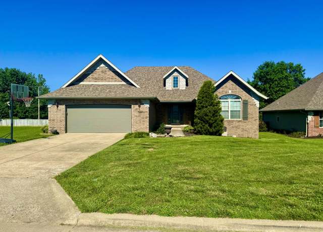 Property at 5537 S Pinehurst Ave, Springfield, MO 65810, 4 beds, 2 baths
