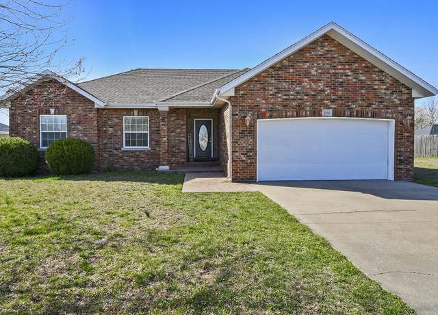 Property at 890 W Crestwood St, Nixa, MO 65714, 3 beds, 2 baths